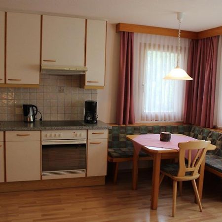 Haus Sprecher Samnaun Buitenkant foto
